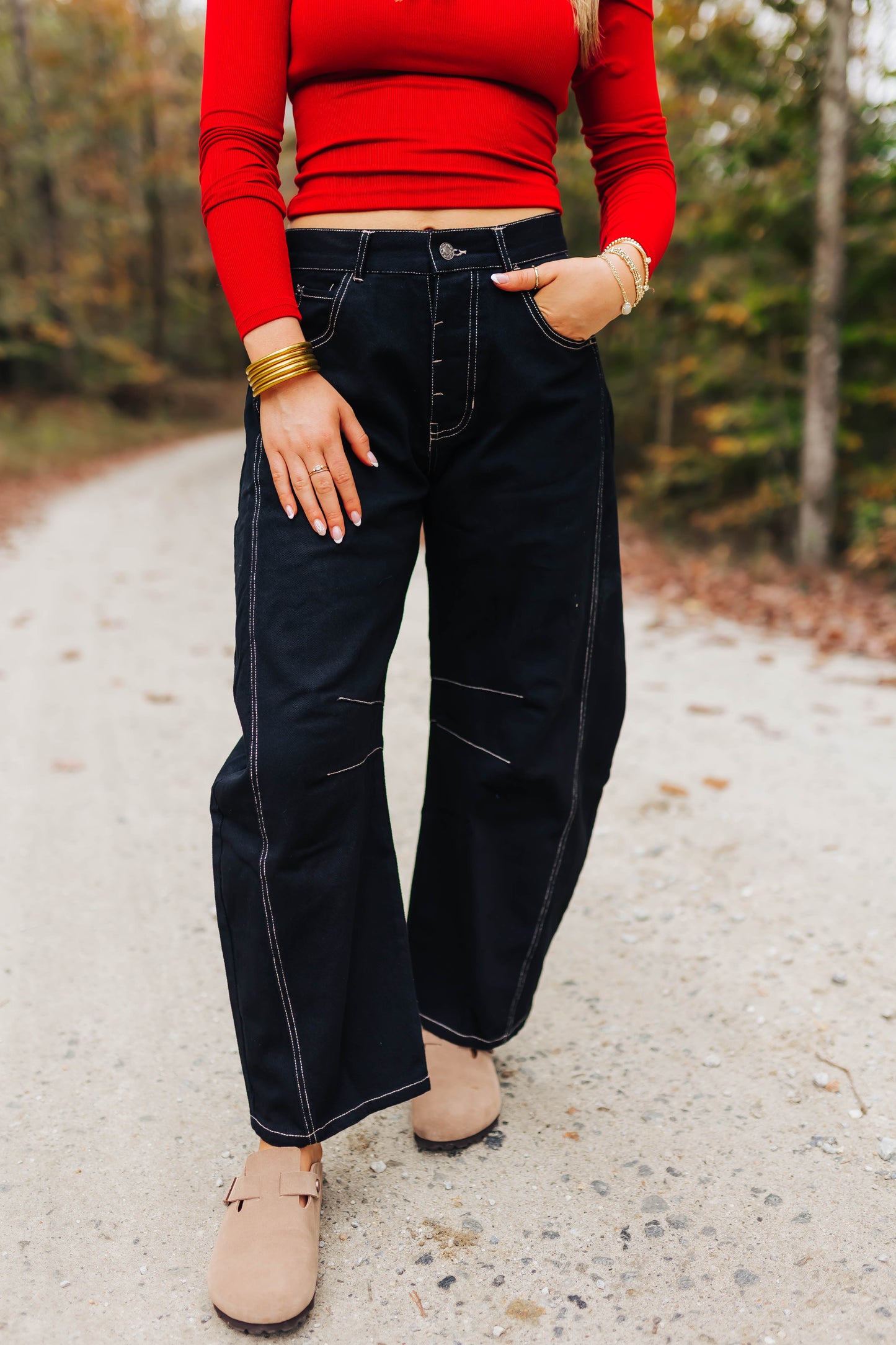 Black Barrel Jeans