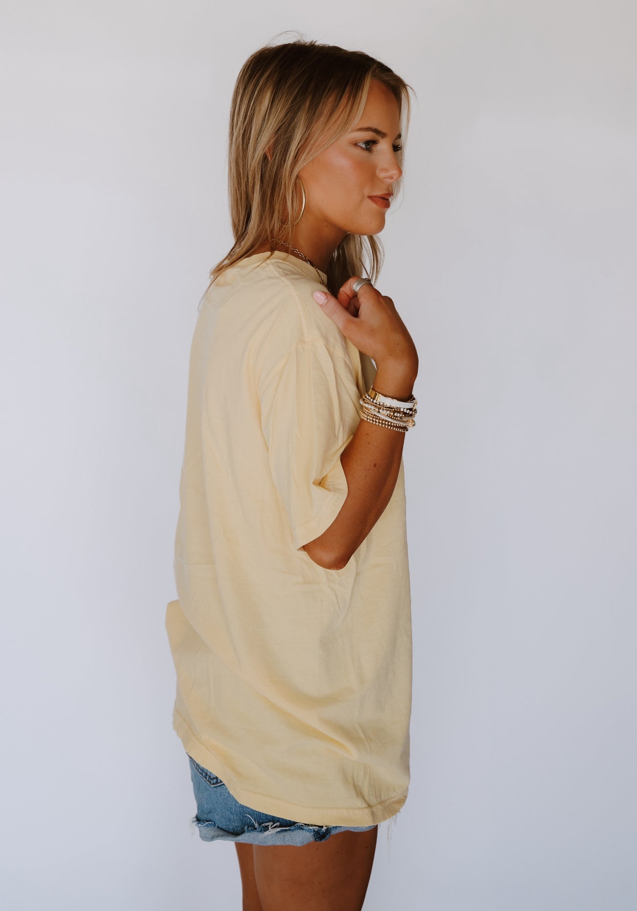 'MAMA' Embroidered Tee