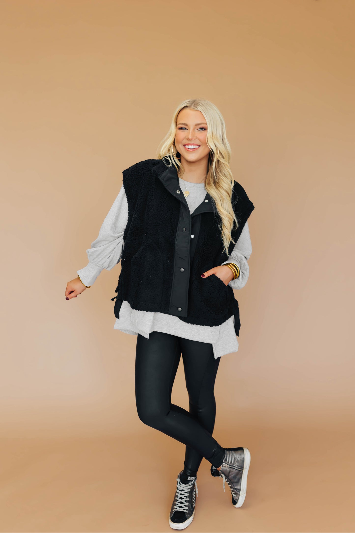 Feel It All Black Sherpa Vest