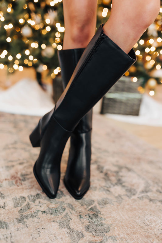 Simple Black Boots